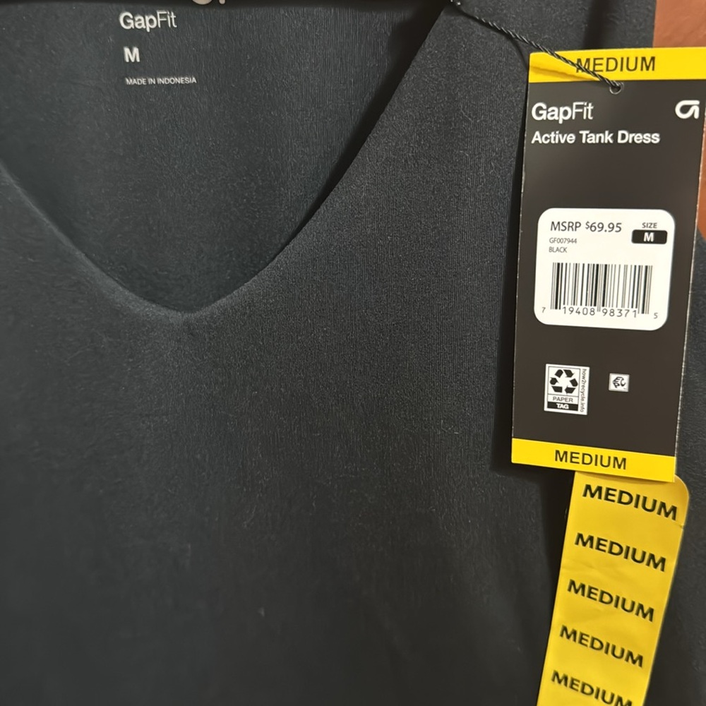 GApFit NWT Black Active Sleeveless Tank Dress - Picture 2 of 3